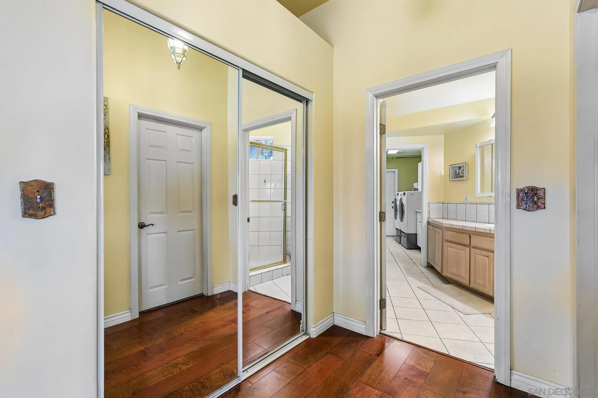 1133 Emerald Heights, El Cajon, CA 92020