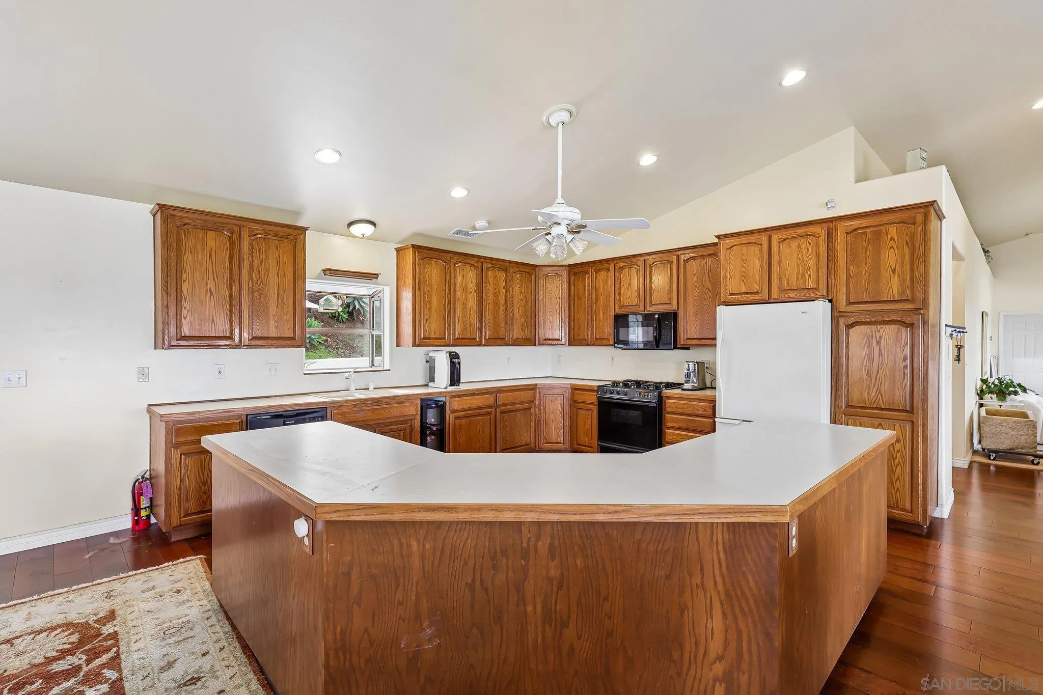 1133 Emerald Heights, El Cajon, CA 92020