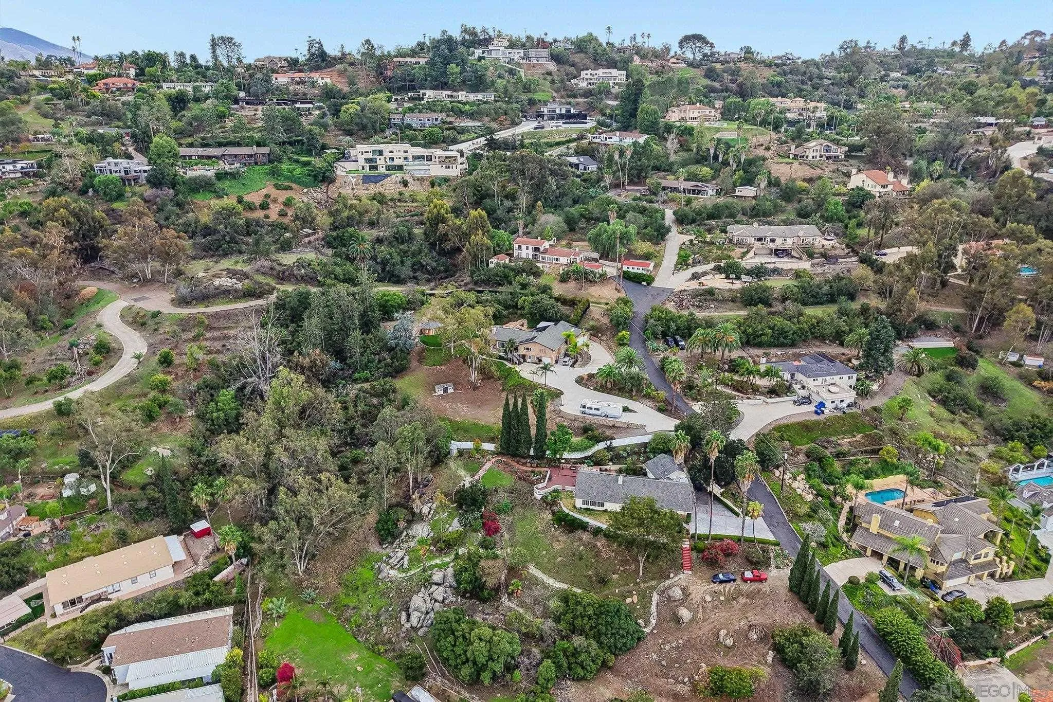 1133 Emerald Heights, El Cajon, CA 92020