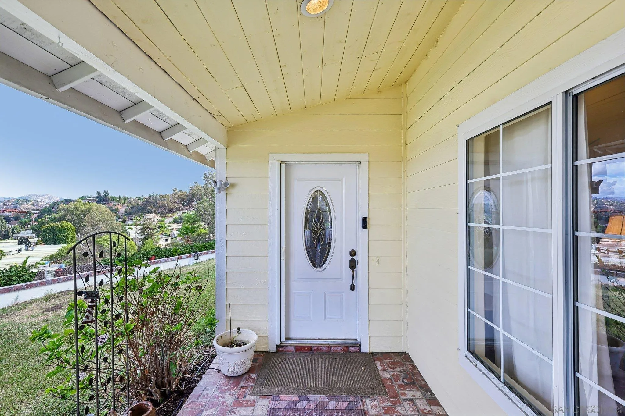 1133 Emerald Heights, El Cajon, CA 92020