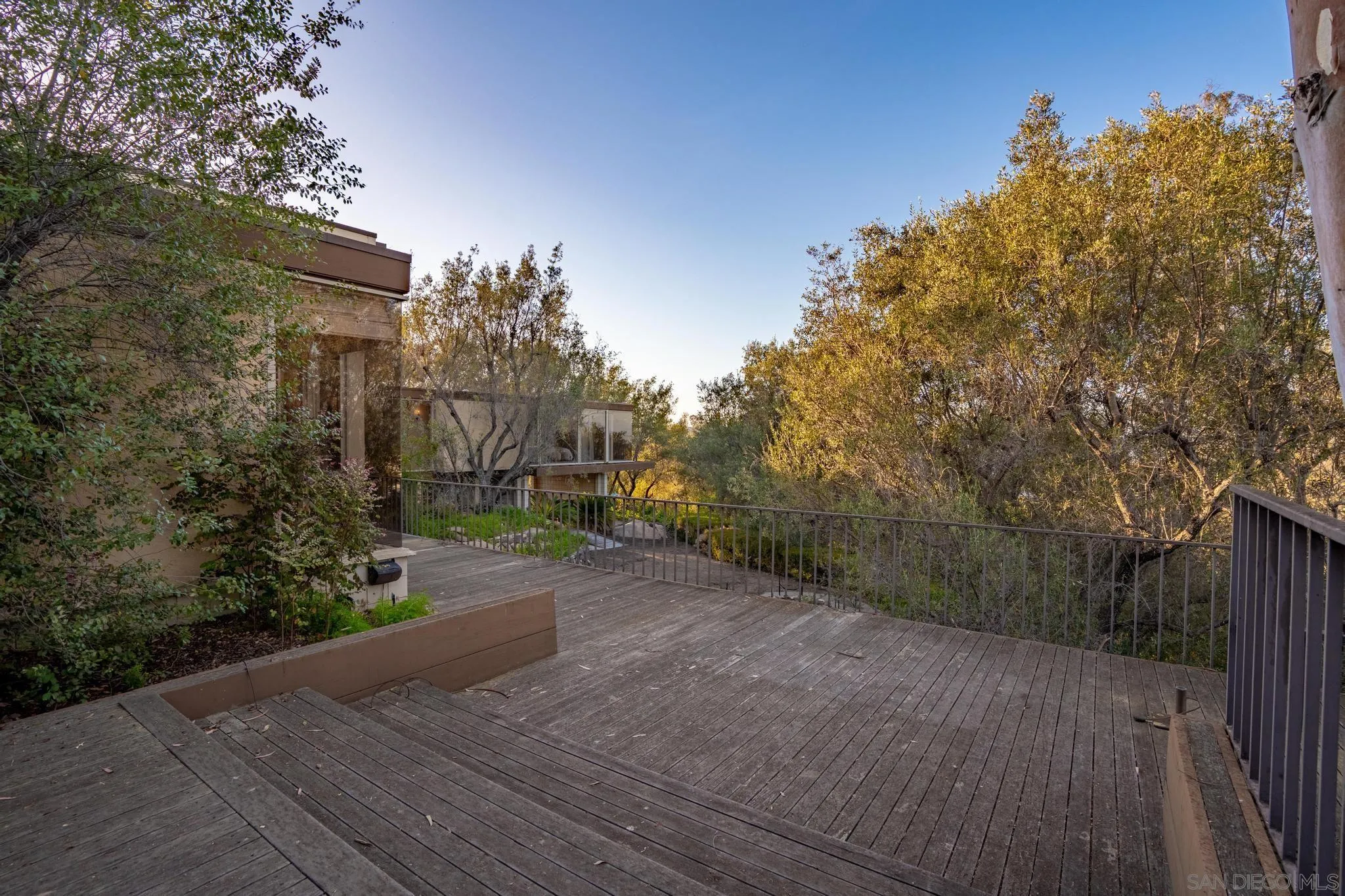 10076 Shadow, La Mesa, CA 91941