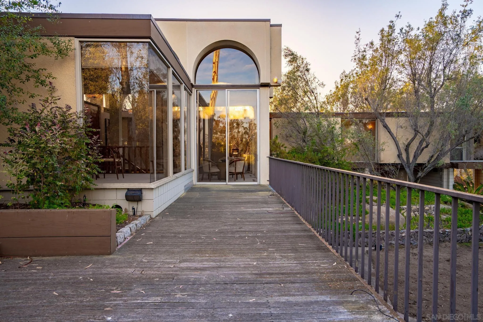 10076 Shadow, La Mesa, CA 91941