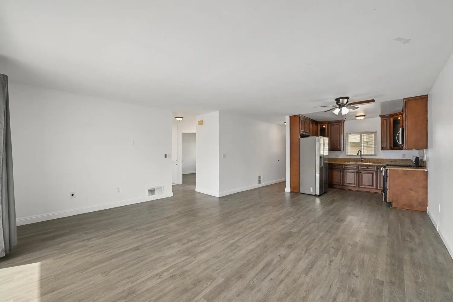 4851 Cole St., #9, San Diego, CA 92117