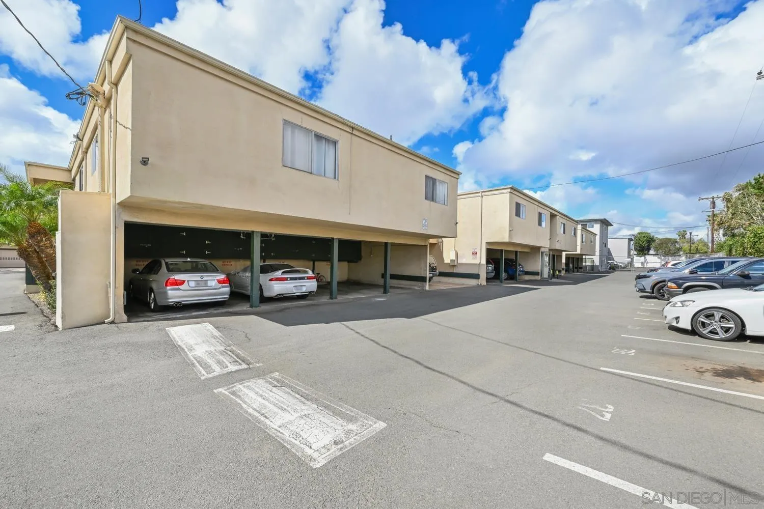 4851 Cole St., #9, San Diego, CA 92117