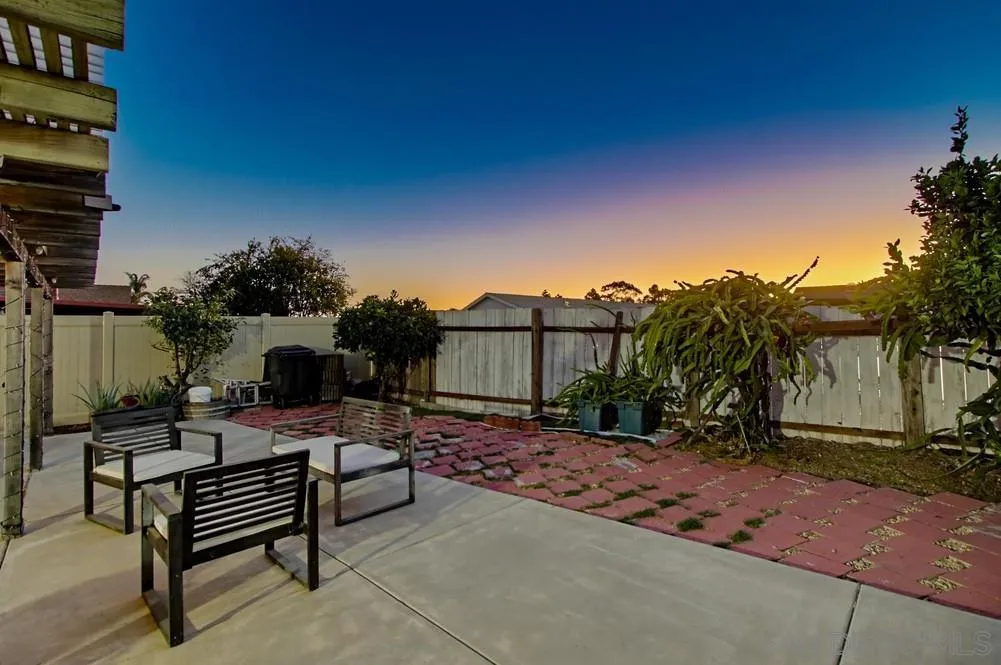 11342 Calle Dario, San Diego, CA 92126 11342 Calle Dario, San Diego, CA 92126