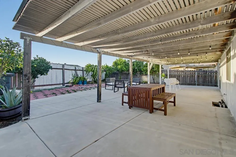 11342 Calle Dario, San Diego, CA 92126 11342 Calle Dario, San Diego, CA 92126