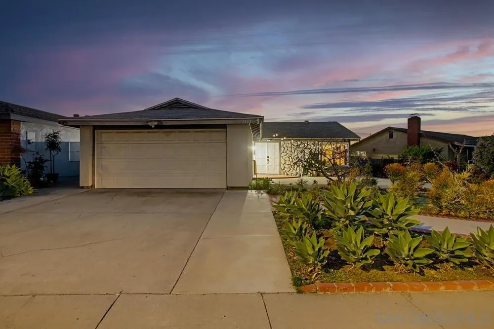 11342 Calle Dario, San Diego, CA 92126 11342 Calle Dario, San Diego, CA 92126