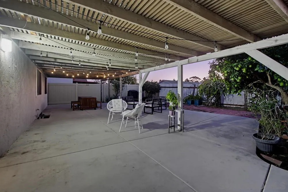 11342 Calle Dario, San Diego, CA 92126 11342 Calle Dario, San Diego, CA 92126