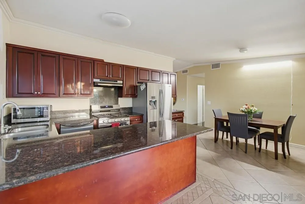 11342 Calle Dario, San Diego, CA 92126 11342 Calle Dario, San Diego, CA 92126