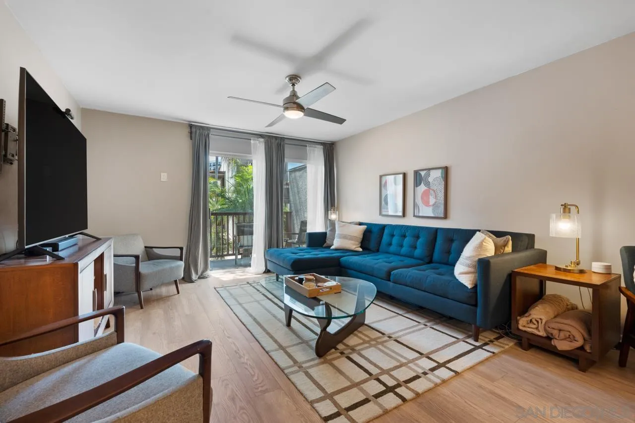 https://cdn.realtyfeed.com/cdn/127/260025640/c11bb6a3f8ccacd50a6cc49a11661b16.webp