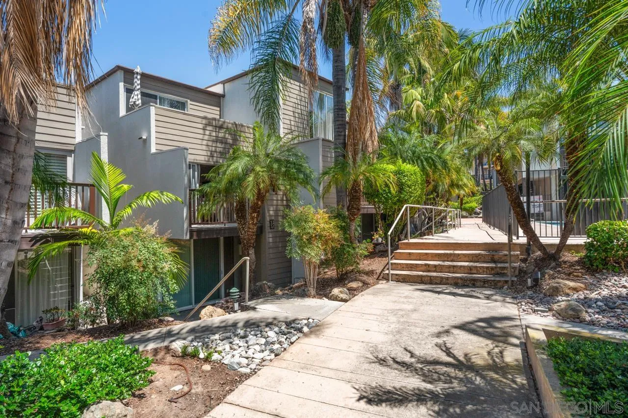https://cdn.realtyfeed.com/cdn/127/260025640/ef31877ee8eb62bafcfa39de8bb7cc70.webp