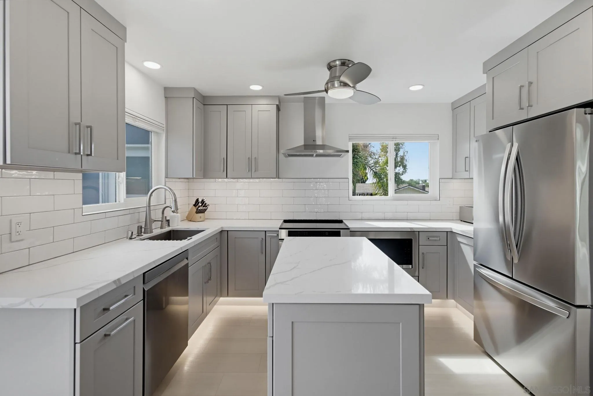 5157 Foothill Blvd, San Diego, CA 92109 5157 Foothill Blvd, San Diego, CA 92109