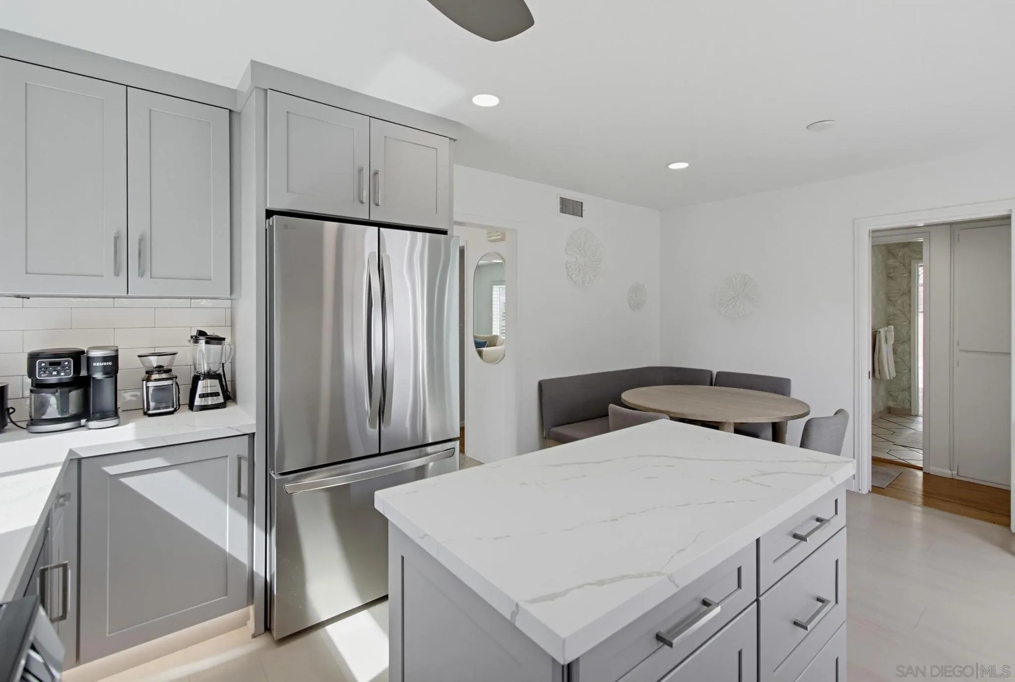 5157 Foothill Blvd, San Diego, CA 92109 5157 Foothill Blvd, San Diego, CA 92109