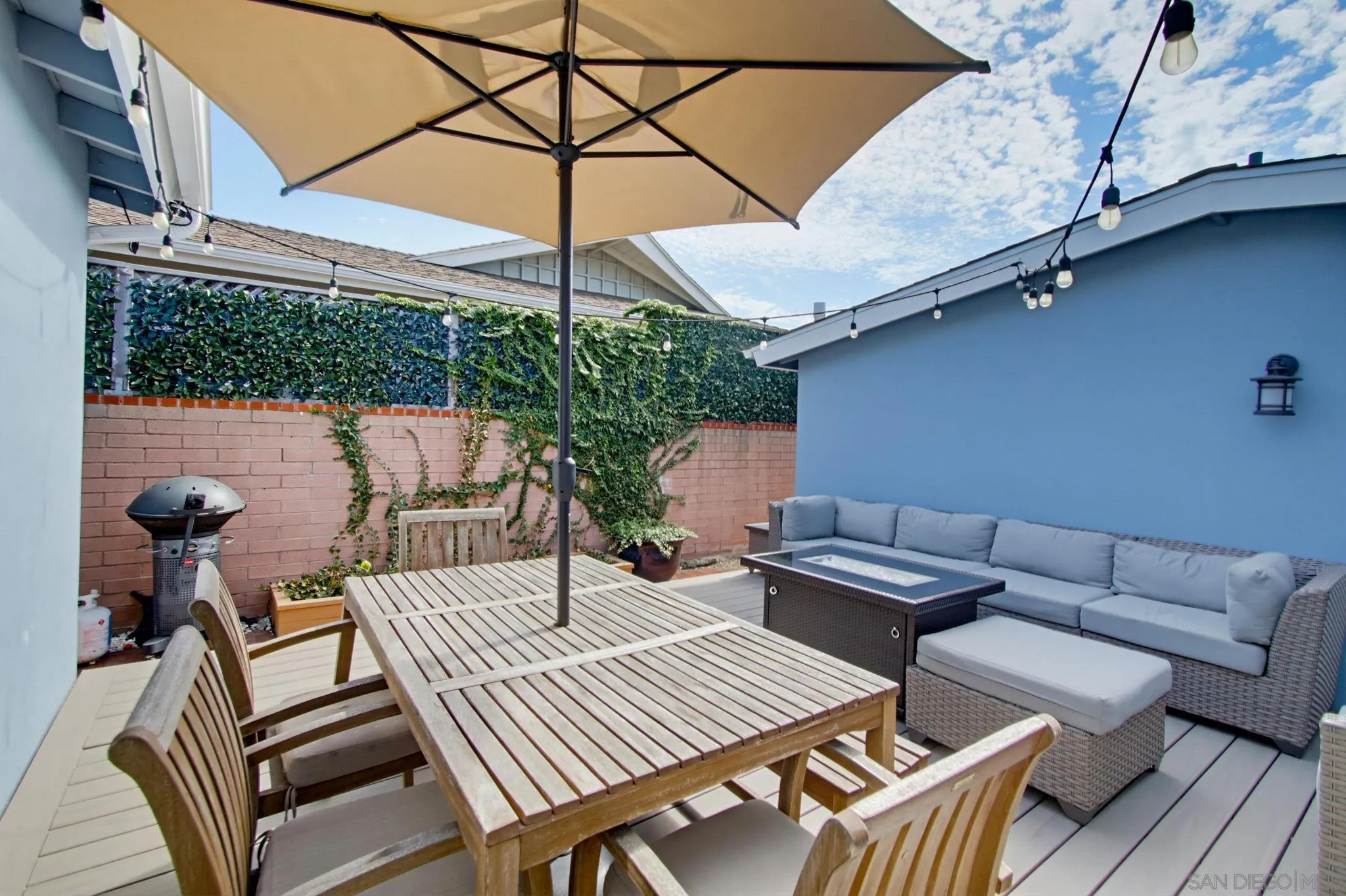 5157 Foothill Blvd, San Diego, CA 92109 5157 Foothill Blvd, San Diego, CA 92109