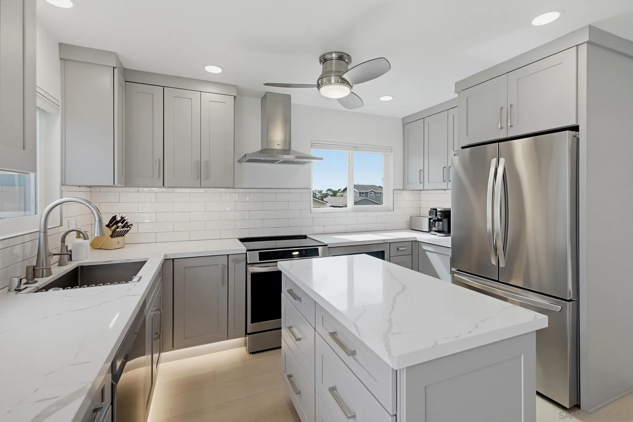 5157 Foothill Blvd, San Diego, CA 92109 5157 Foothill Blvd, San Diego, CA 92109