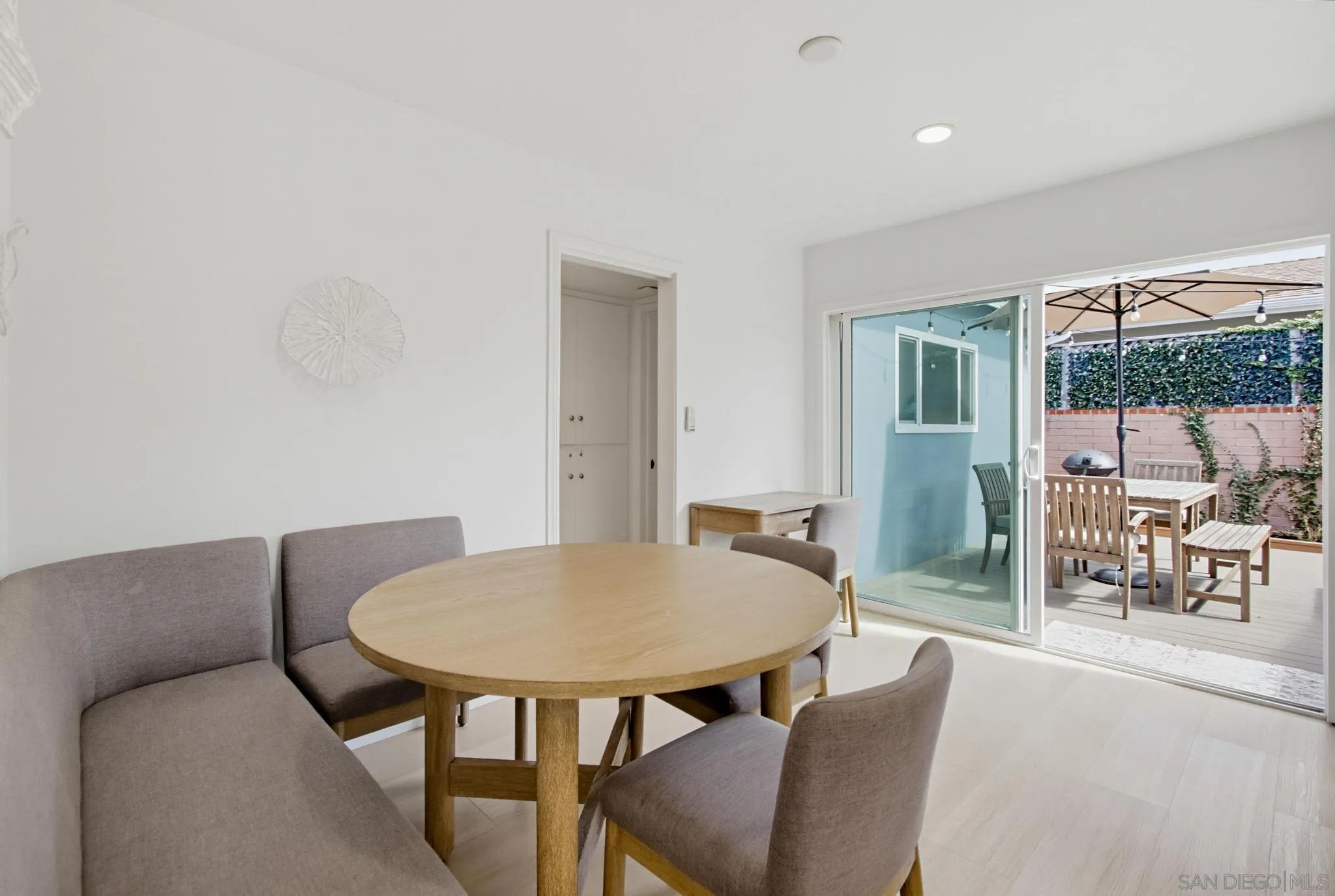 5157 Foothill Blvd, San Diego, CA 92109 5157 Foothill Blvd, San Diego, CA 92109