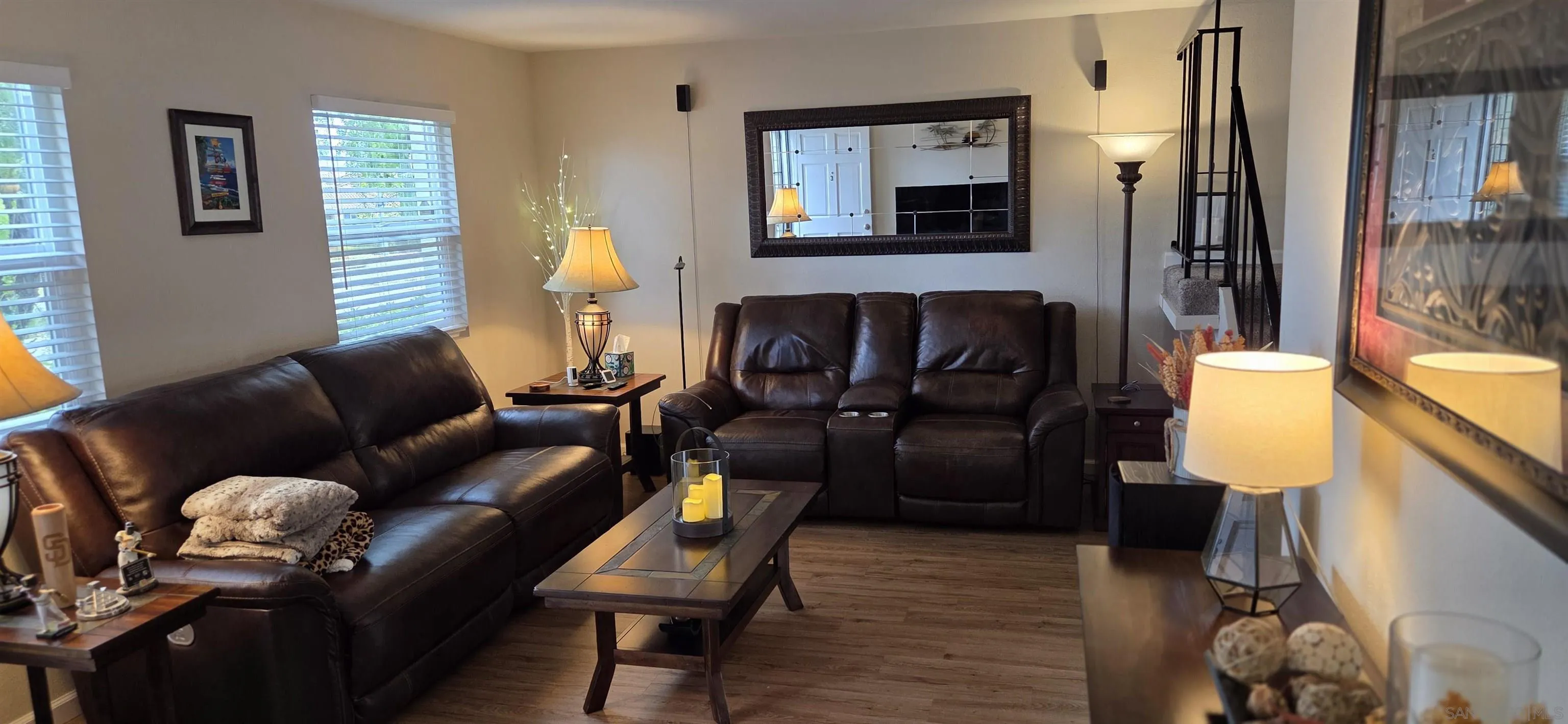 https://cdn.realtyfeed.com/cdn/127/260025650/f533e8bffb206948731bb275bcd62f8c.webp