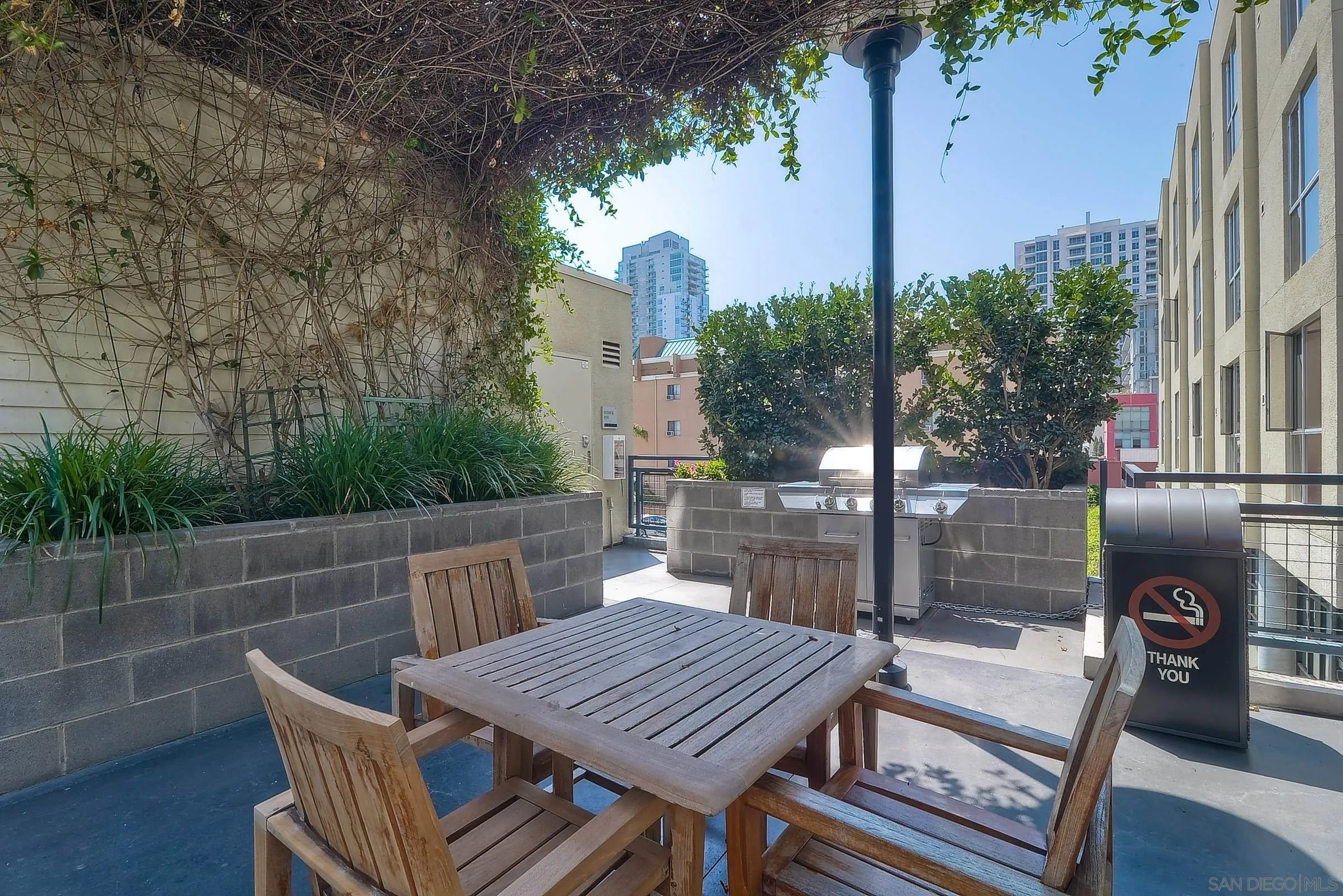 777 6th Ave, #209, San Diego, CA 92101 777 6th Ave, #209, San Diego, CA 92101