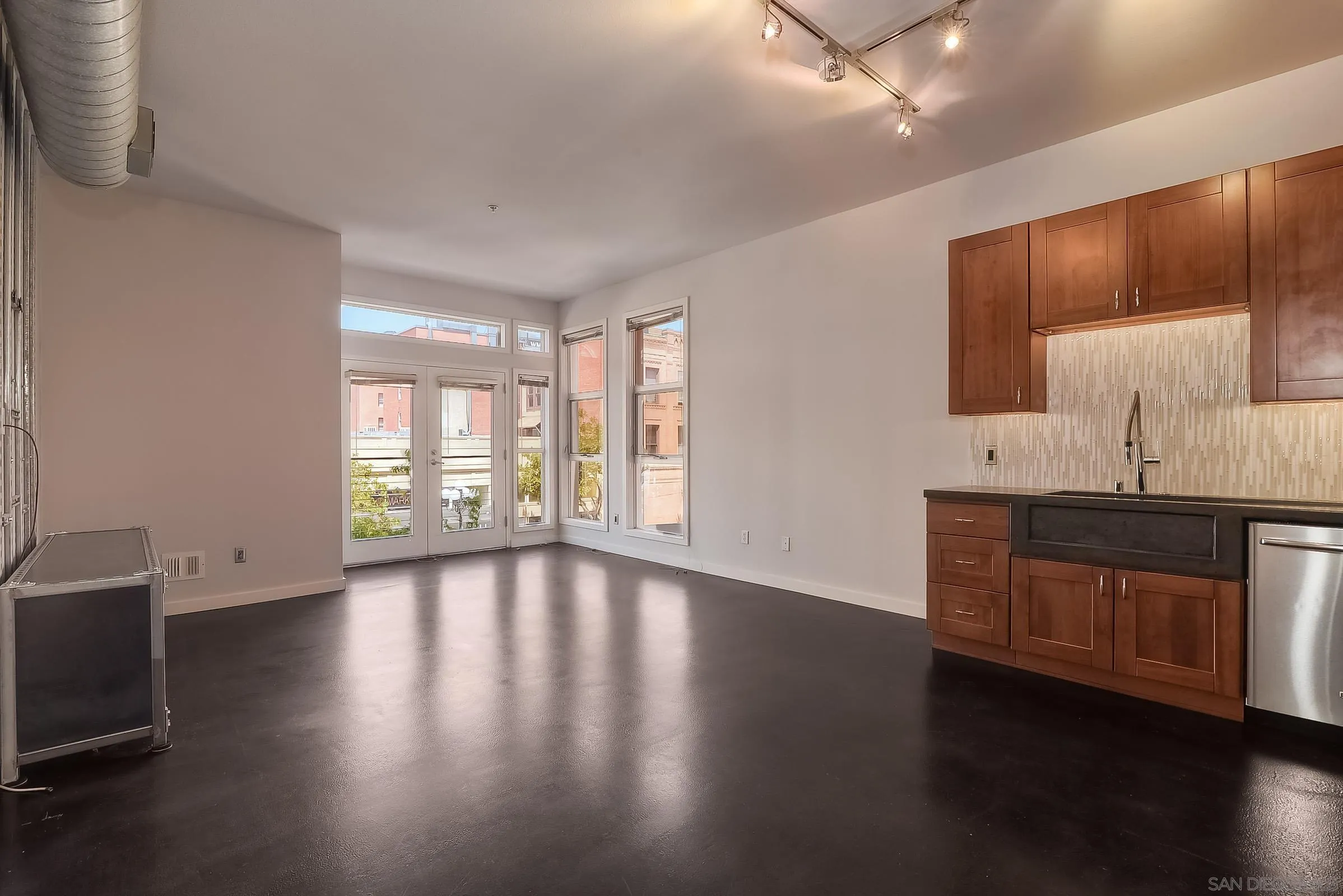 777 6th Ave, #209, San Diego, CA 92101 777 6th Ave, #209, San Diego, CA 92101