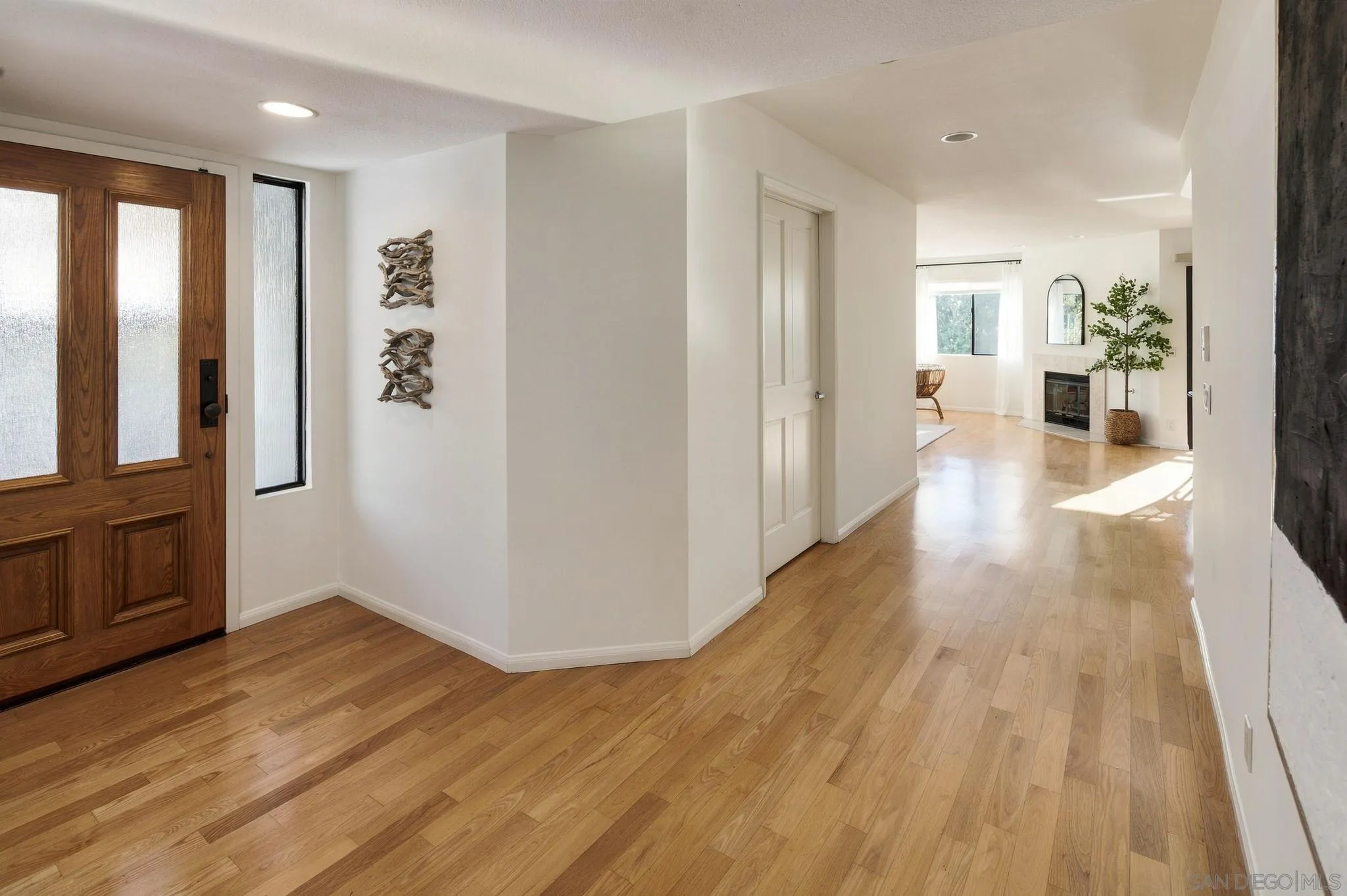 310 SAN ANTONIO AVENUE, San Diego, CA 92106 310 SAN ANTONIO AVENUE, San Diego, CA 92106