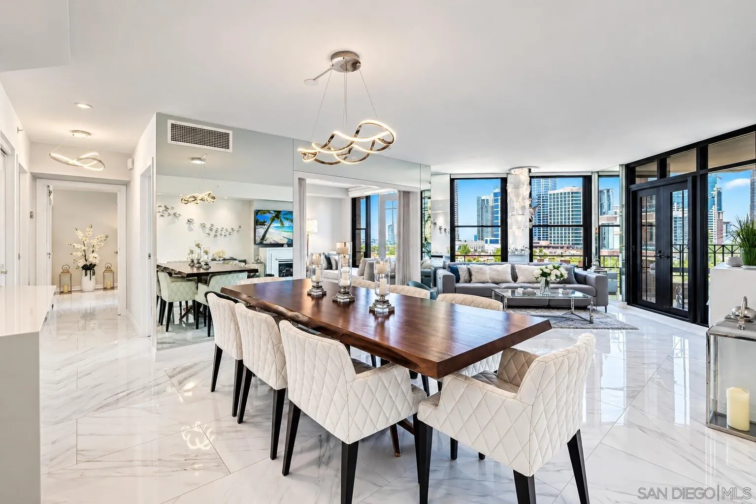 500 W Harbor Drive, #1013, San Diego, CA 92101 500 W Harbor Drive, #1013, San Diego, CA 92101