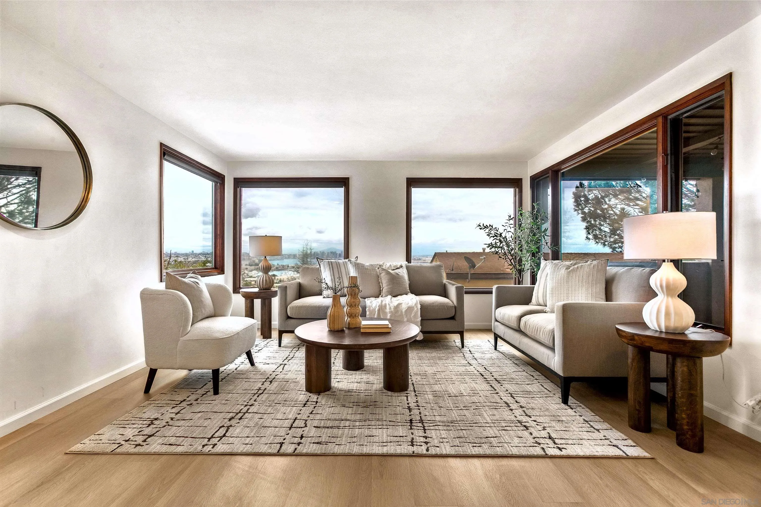 https://cdn.realtyfeed.com/cdn/127/260025665/c9e9408704f3265459a995c0559a33d4.webp