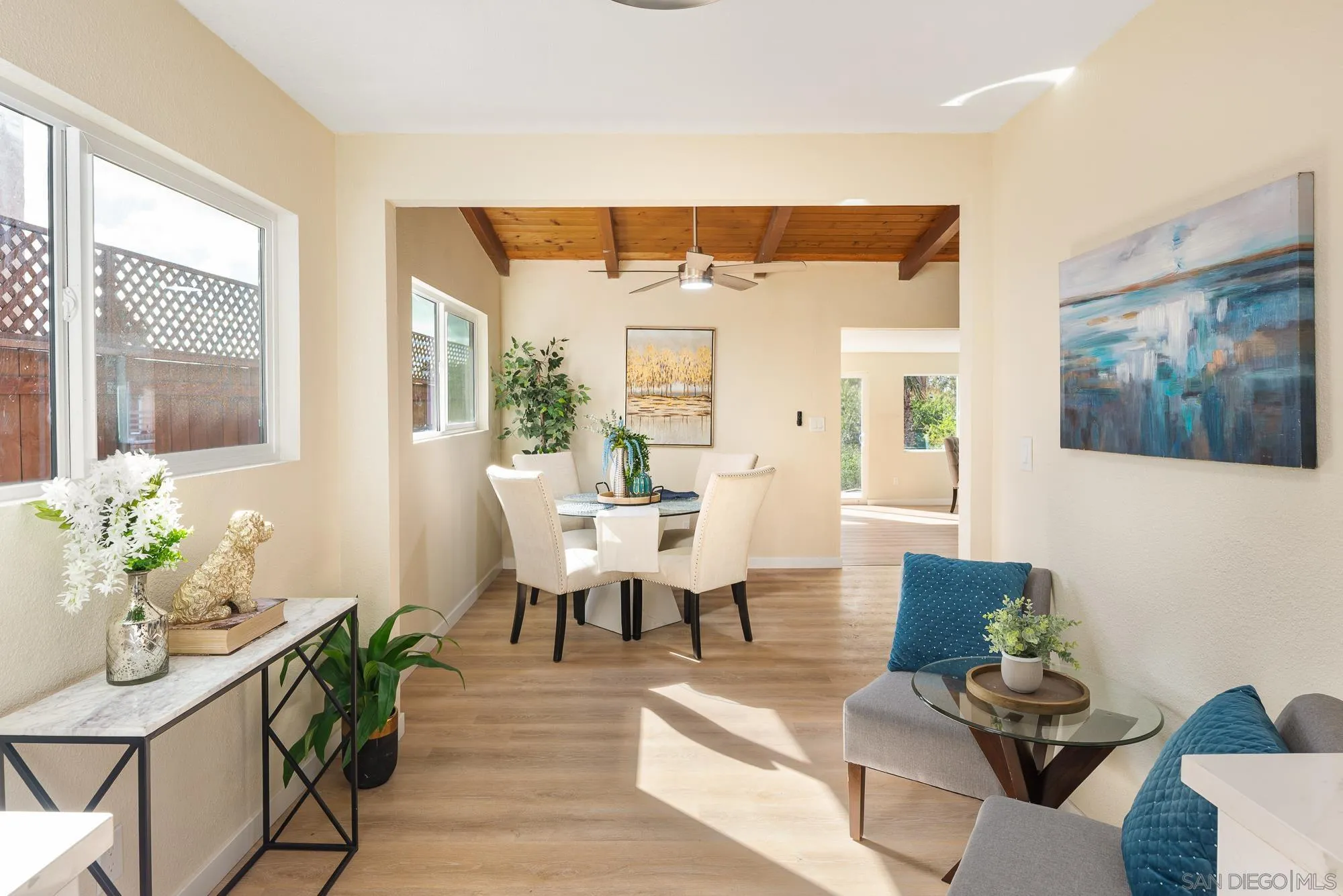 https://cdn.realtyfeed.com/cdn/127/260025678/8810cd482a04b8e94d23f05a7ef0a8fe.webp