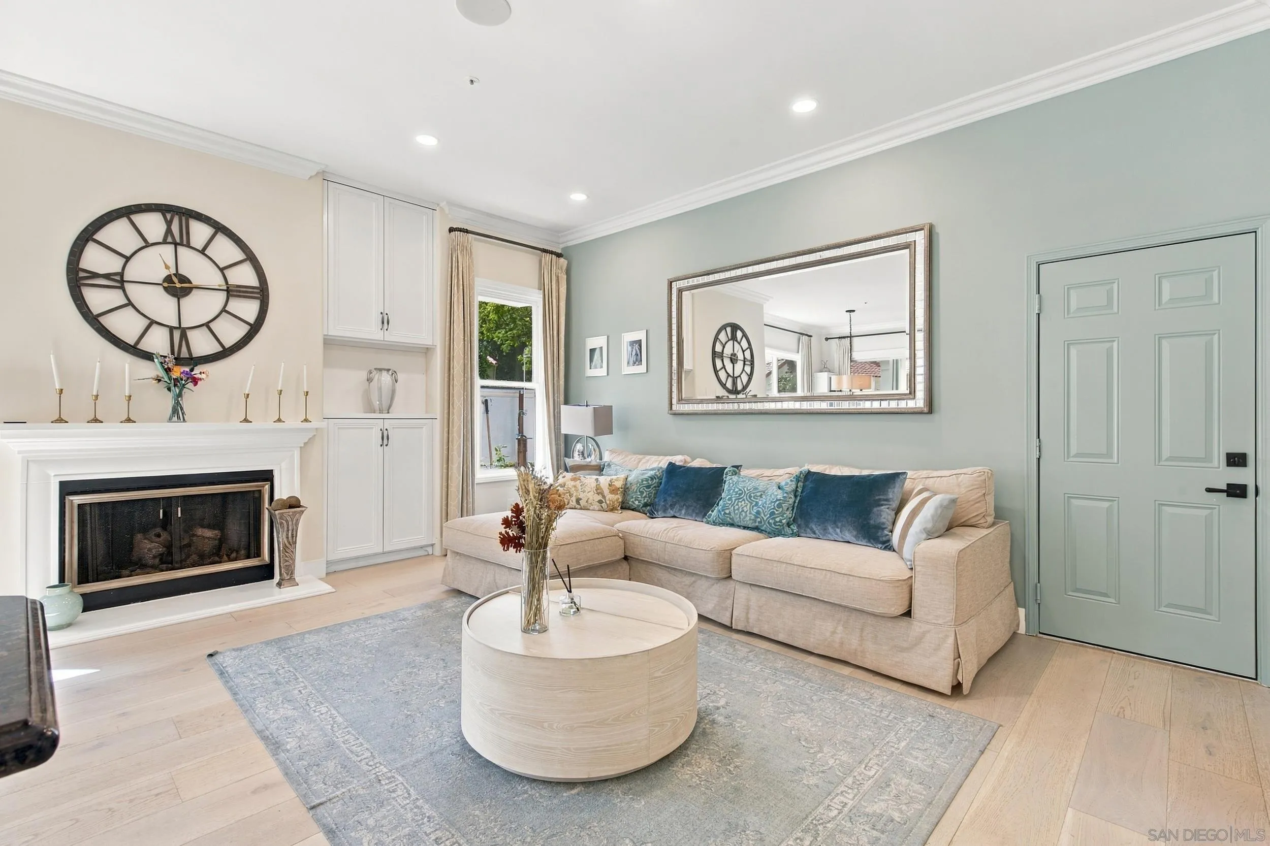https://cdn.realtyfeed.com/cdn/127/260025683/4acb4f1c210669db7004ac321637a6aa.webp