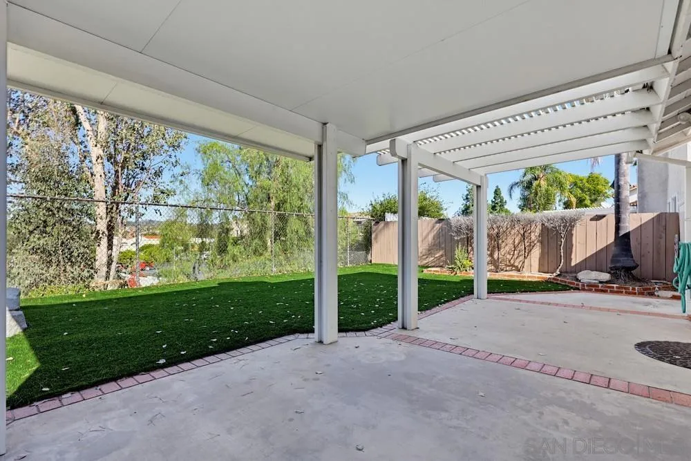 https://cdn.realtyfeed.com/cdn/127/260025689/7b32a35cf9188457d145eaa1bc2a1e69.webp