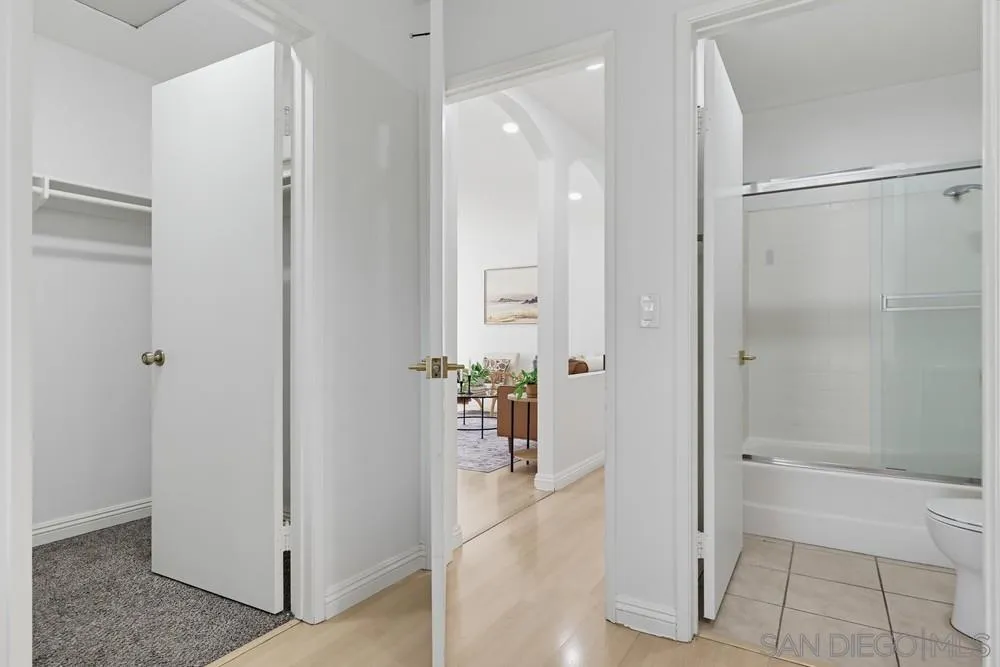 https://cdn.realtyfeed.com/cdn/127/260025689/e30533eeacd61e3d0839e1012229c810.webp