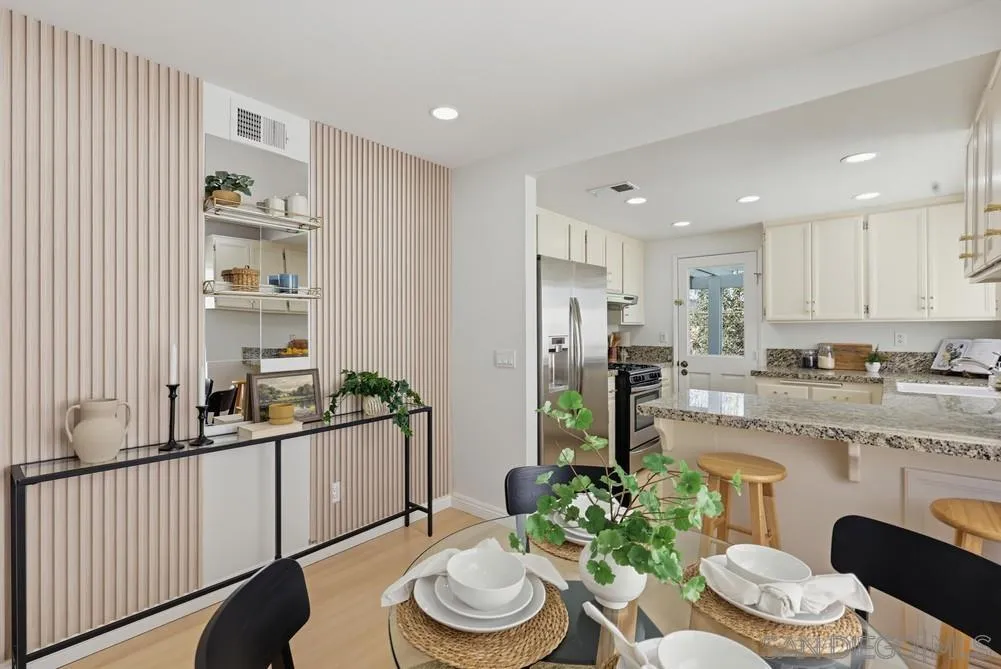 https://cdn.realtyfeed.com/cdn/127/260025689/fd98877640f5e463ca955e58e18bf6bf.webp