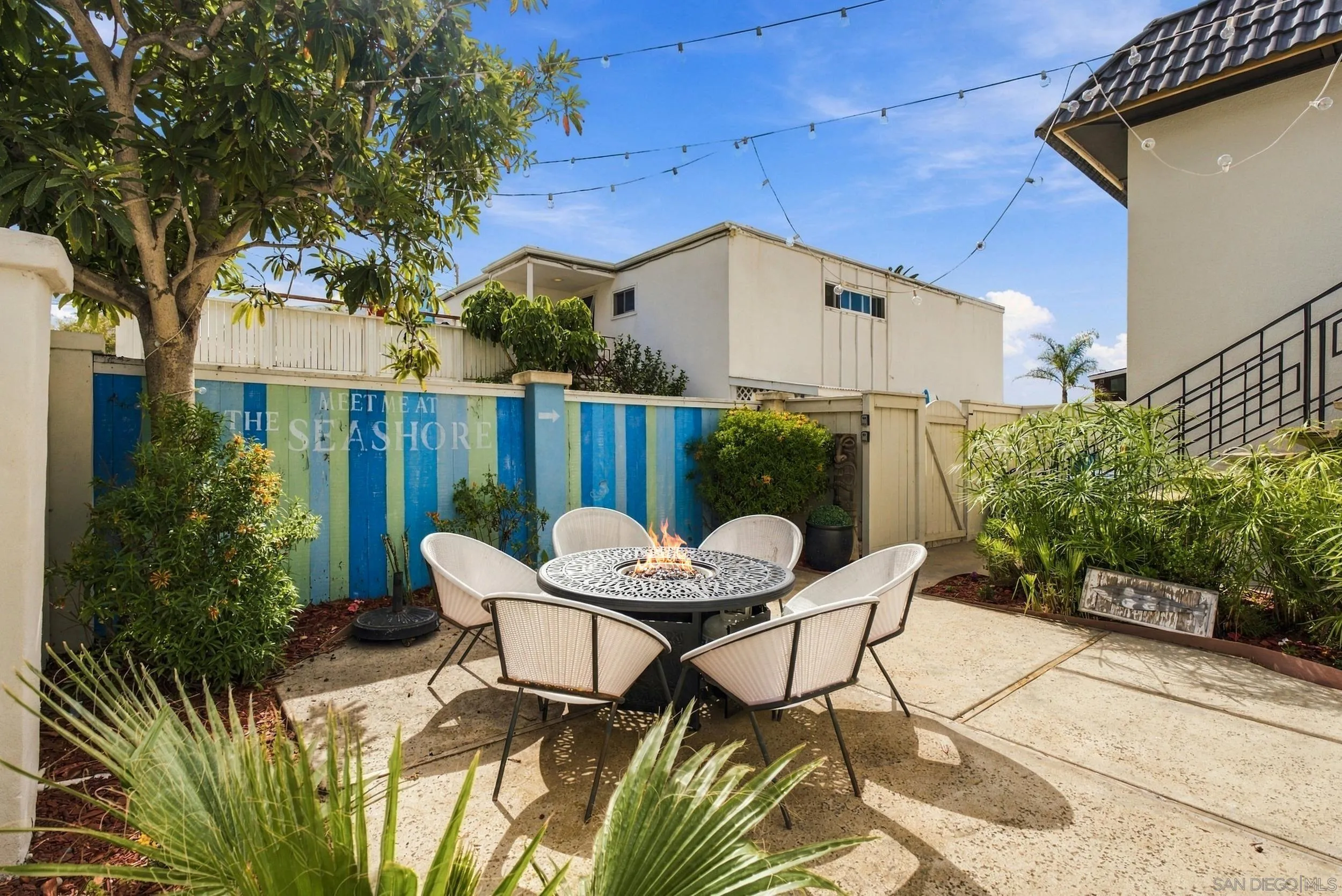 1817-19 Coast Blvd, Del Mar, CA 92014 Back Patio for Studio