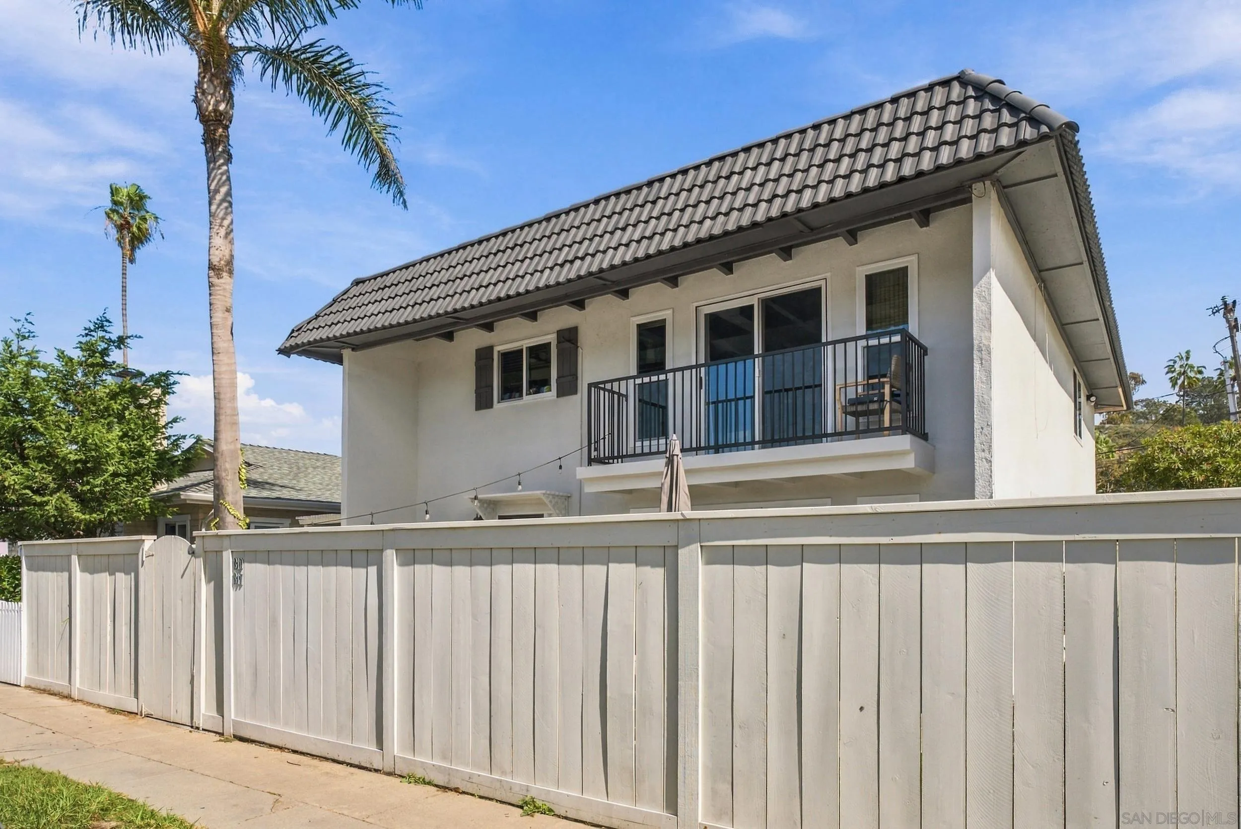 1817-19 Coast Blvd, Del Mar, CA 92014 Exterior Front