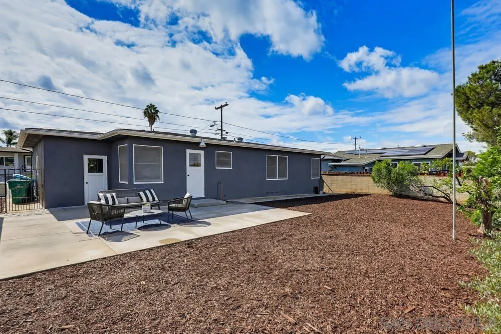 https://cdn.realtyfeed.com/cdn/127/260025700/15014fa4ee21deaac31786e27d295ed9.webp