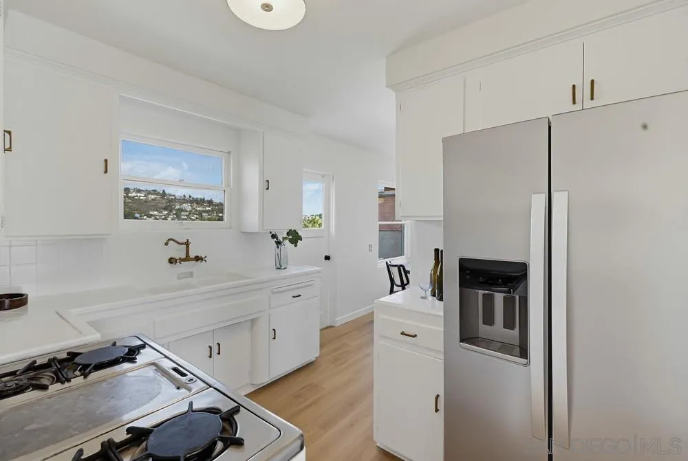 https://cdn.realtyfeed.com/cdn/127/260025700/6ba6fdf70eef8e56796089746ceaf677.webp