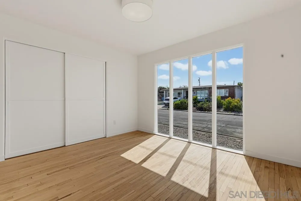 https://cdn.realtyfeed.com/cdn/127/260025700/c4c8d35a393e876bfcfc96a893b9a282.webp