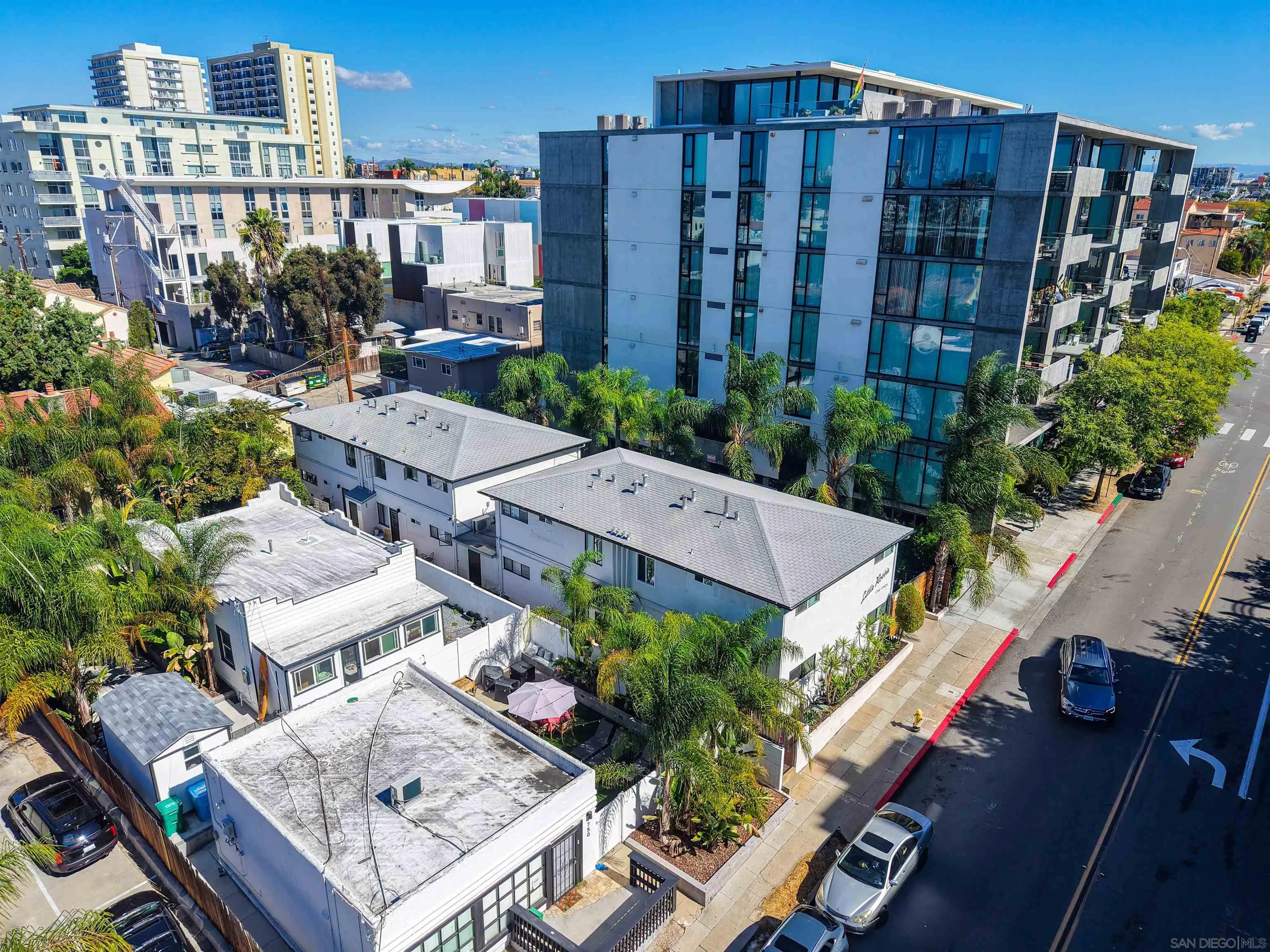 1756 Robinson Avenue, San Diego, CA 92103