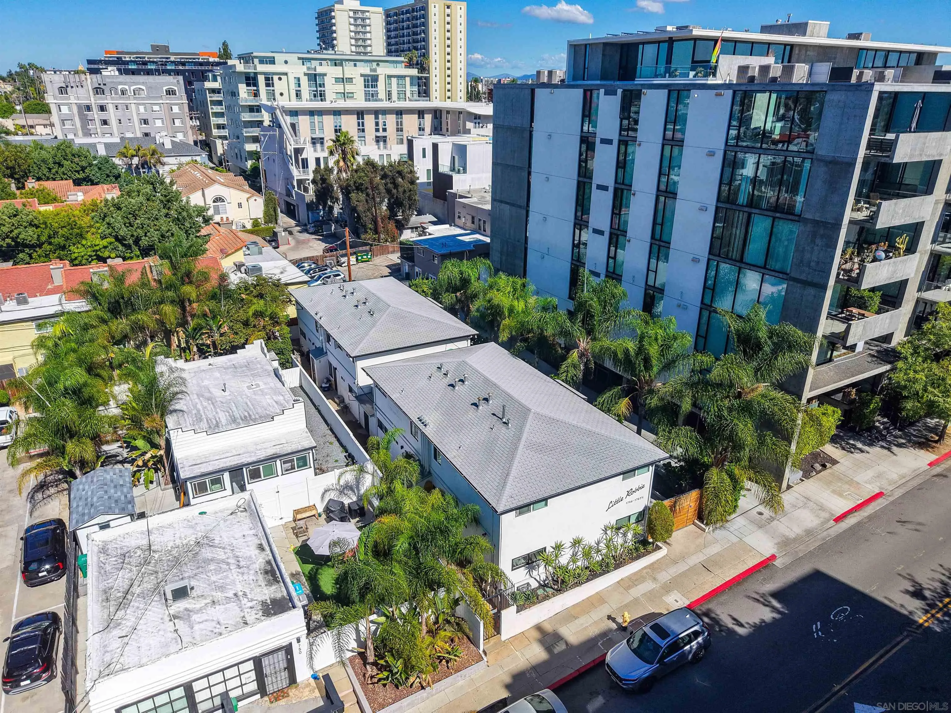 1756 Robinson Avenue, San Diego, CA 92103