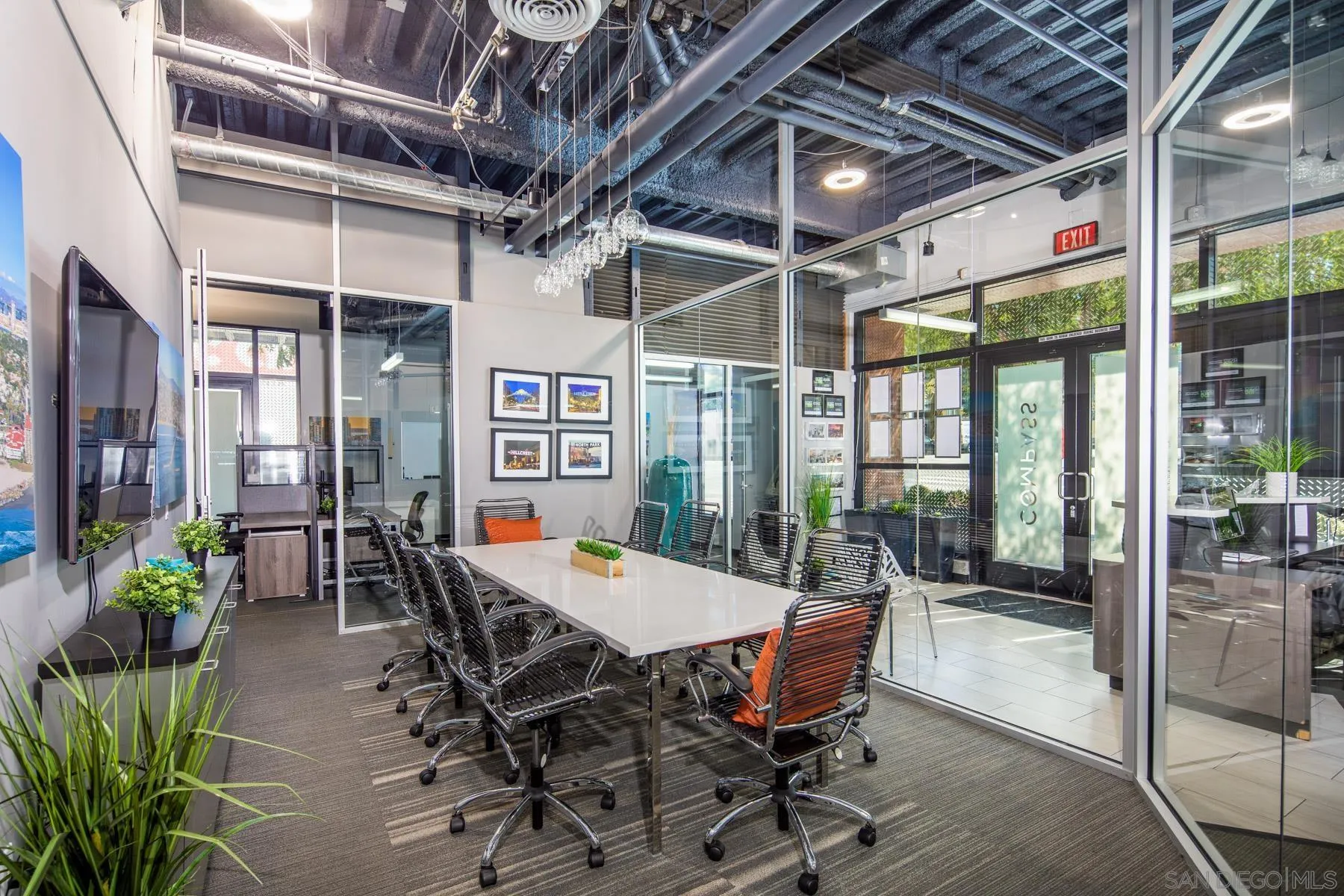 875 G St #108, San Diego, CA 92101 875 G St #108, San Diego, CA 92101
