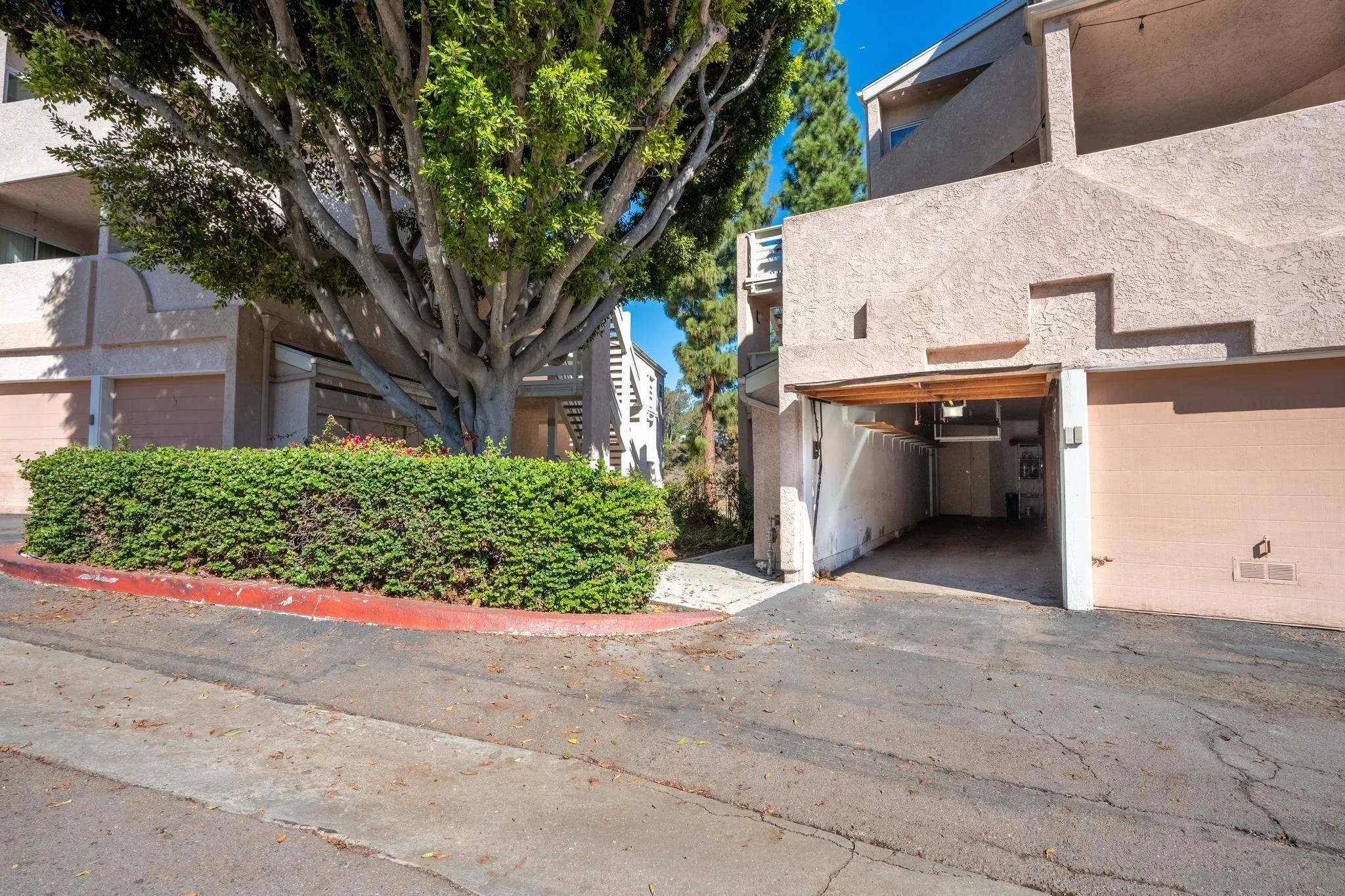 7227 Camino Degrazia, #61, San Diego, CA 92111