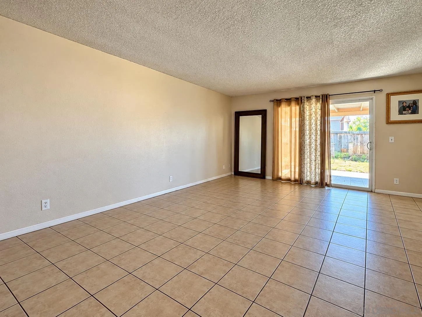 https://cdn.realtyfeed.com/cdn/127/260025719/854a67b10f1e37624a343590acd066af.webp
