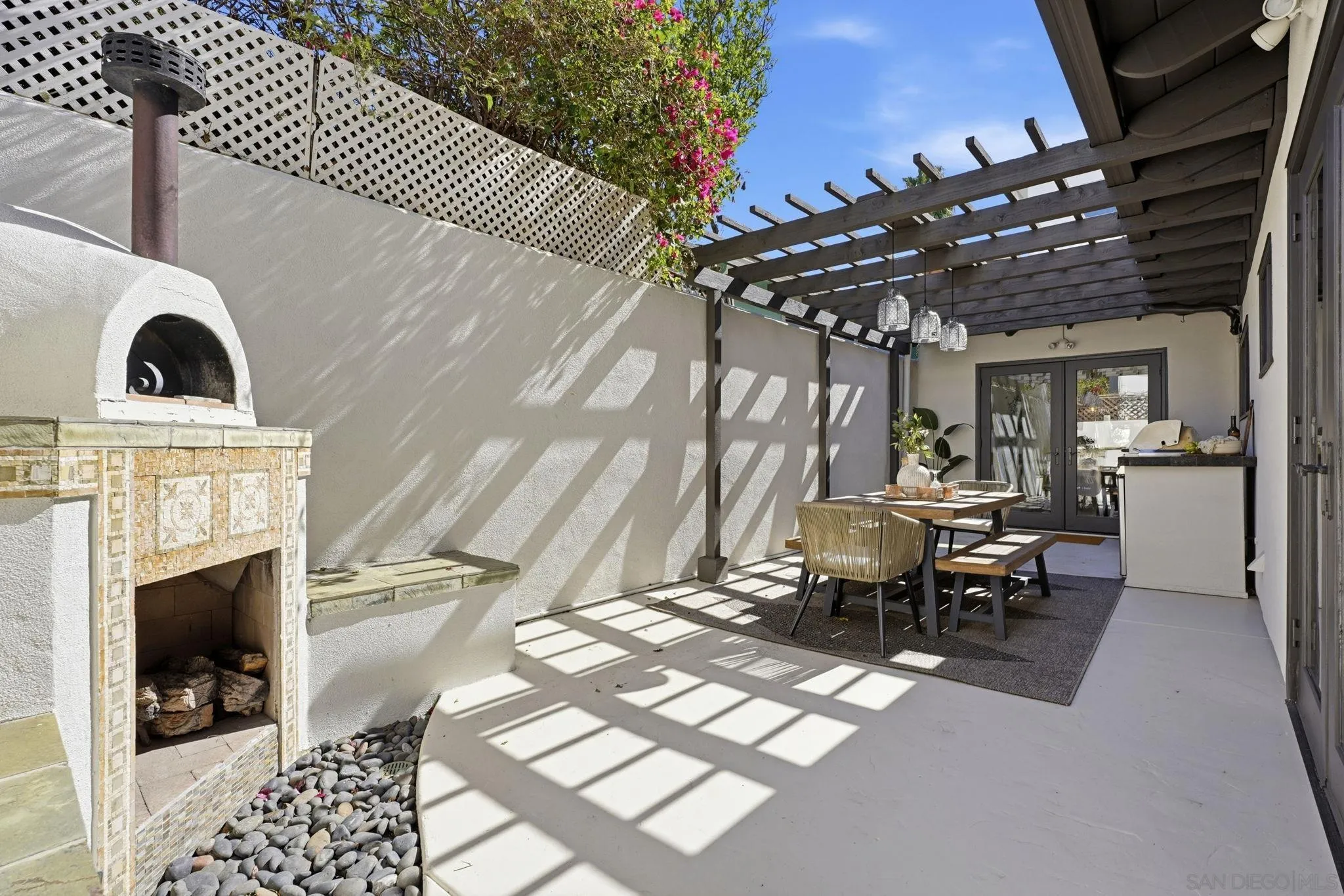 7235 Fay Ave, La Jolla, CA 92037 7235 Fay Ave, La Jolla, CA 92037