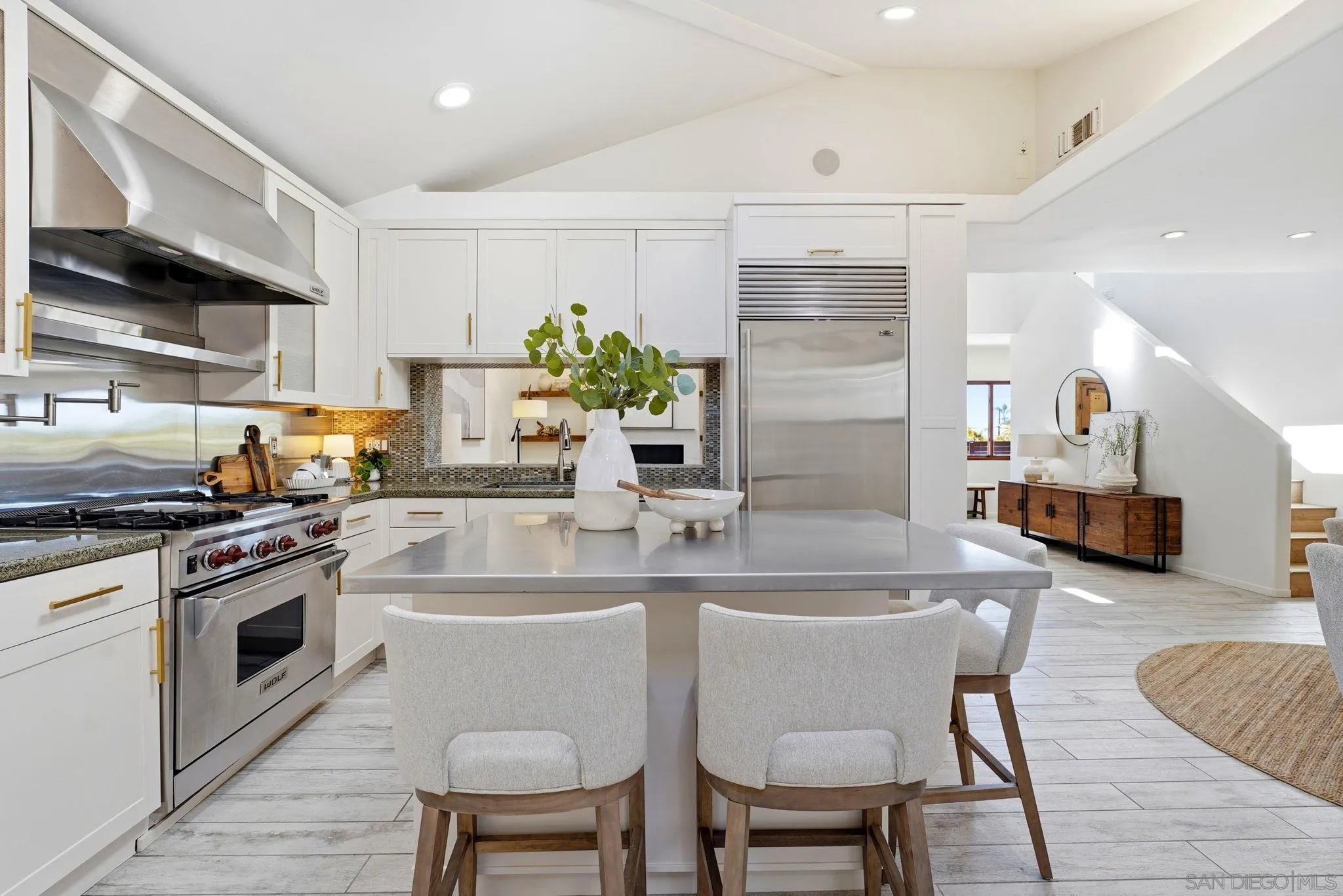 7235 Fay Ave, La Jolla, CA 92037 7235 Fay Ave, La Jolla, CA 92037
