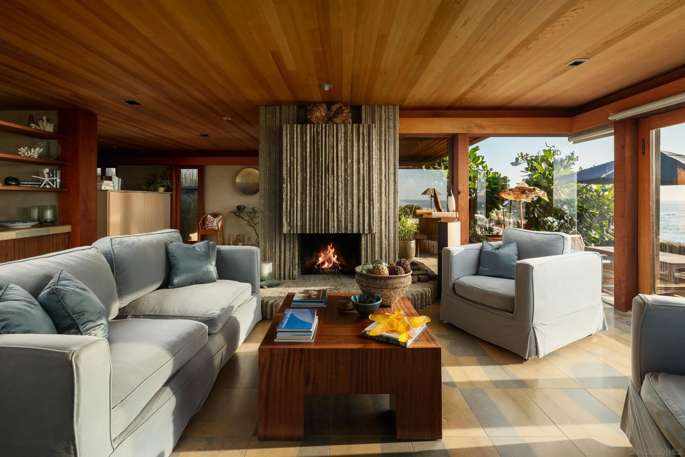 6621 Neptune Place, La Jolla, CA 92037 6621 Neptune Place, La Jolla, CA 92037