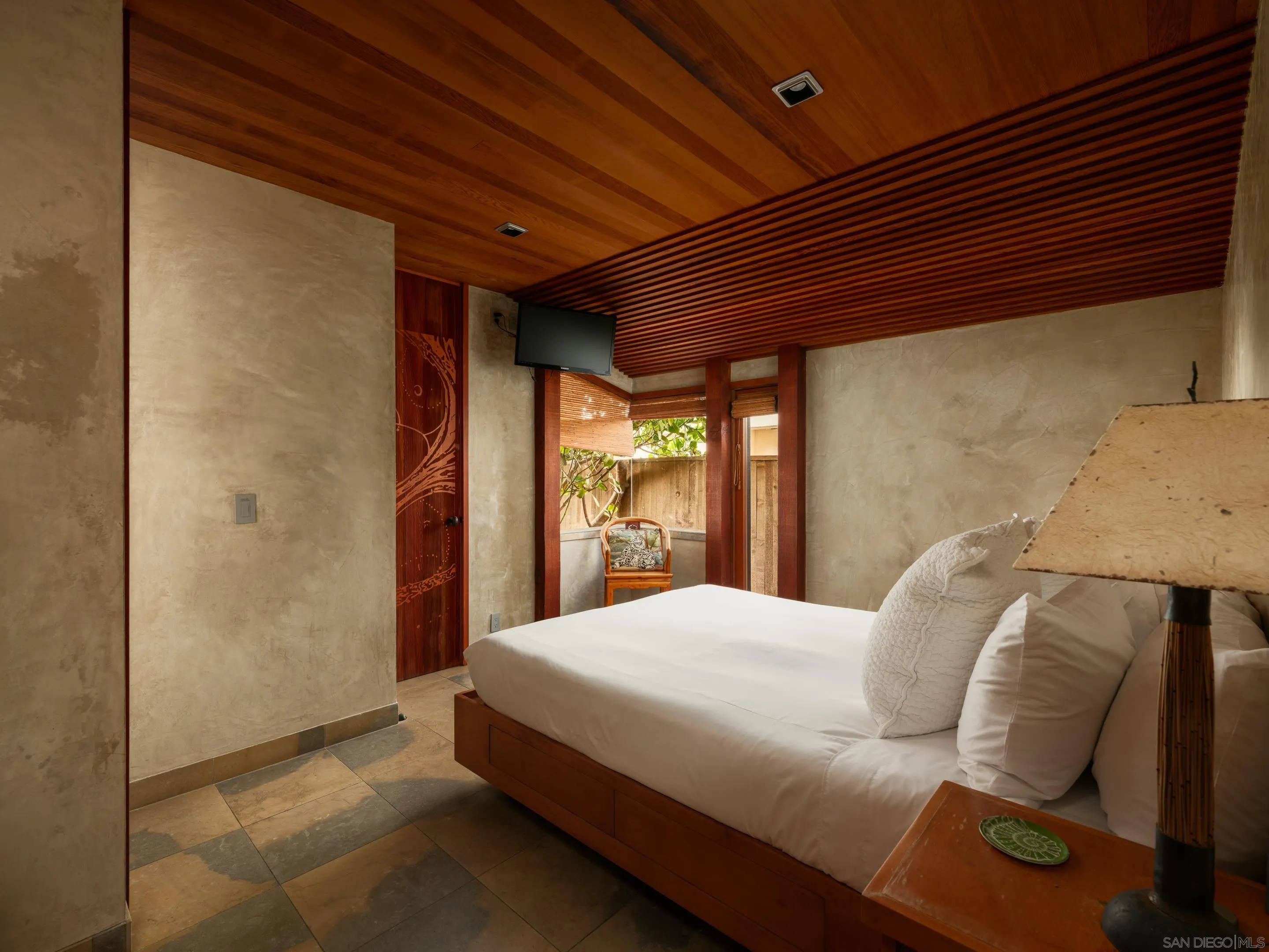 6621 Neptune Place, La Jolla, CA 92037 6621 Neptune Place, La Jolla, CA 92037