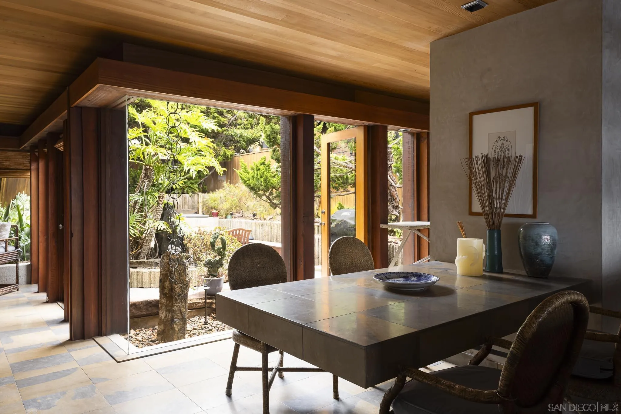 6621 Neptune Place, La Jolla, CA 92037 6621 Neptune Place, La Jolla, CA 92037