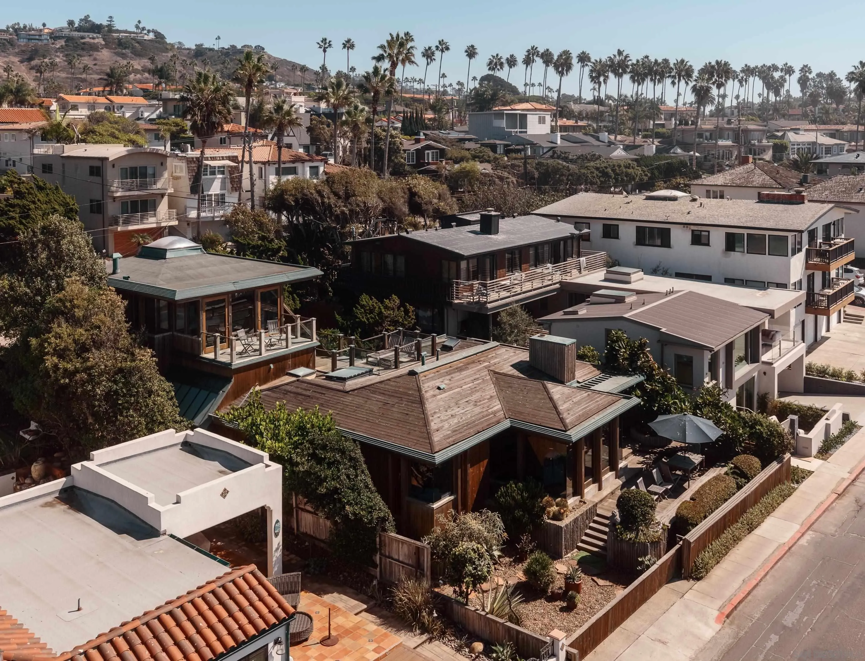 6621 Neptune Place, La Jolla, CA 92037 6621 Neptune Place, La Jolla, CA 92037