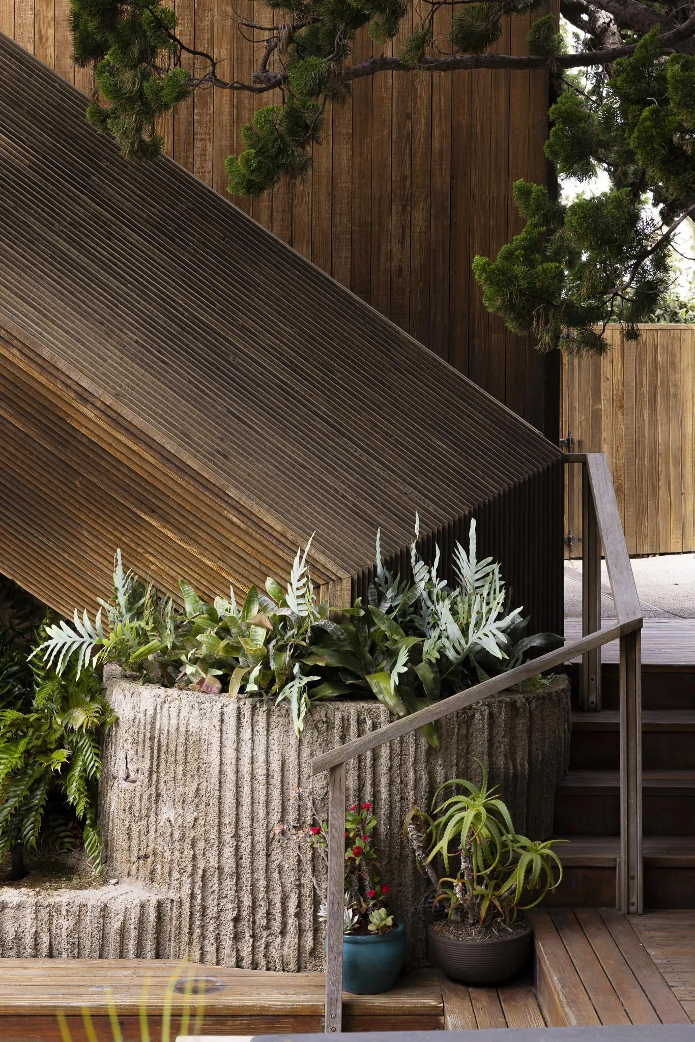 6621 Neptune Place, La Jolla, CA 92037 6621 Neptune Place, La Jolla, CA 92037