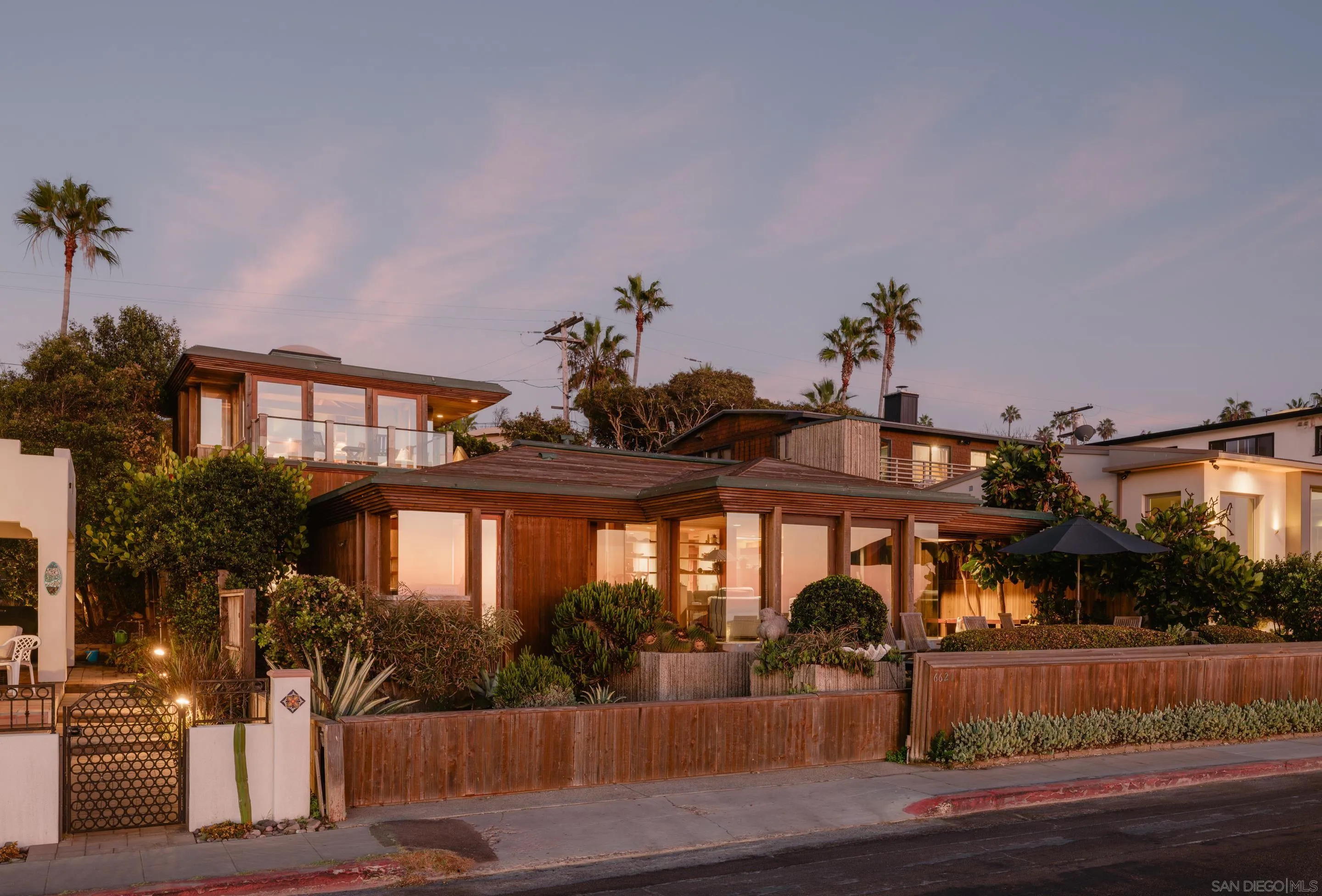6621 Neptune Place, La Jolla, CA 92037 - Photo 3 of 38, La Jolla, CA