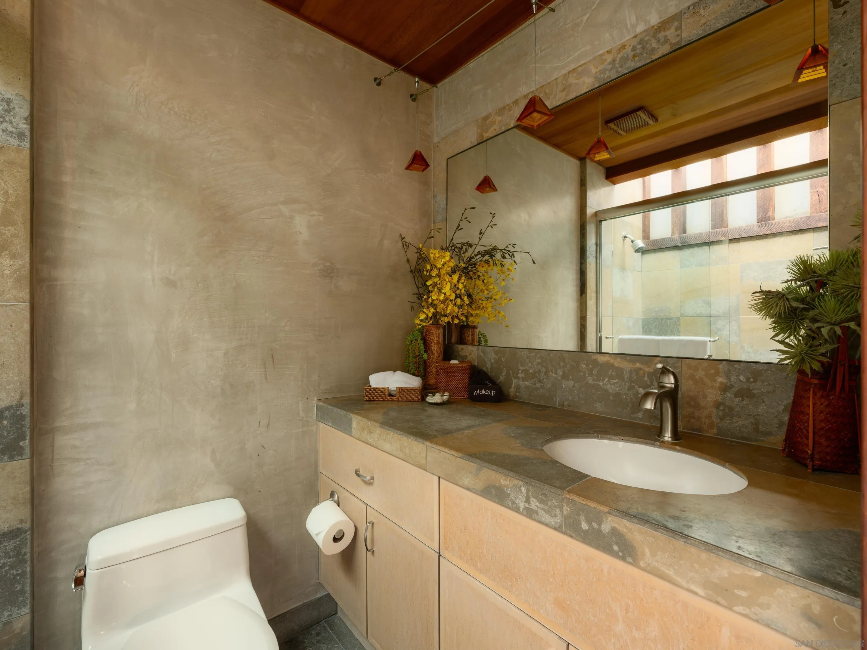 6621 Neptune Place, La Jolla, CA 92037 6621 Neptune Place, La Jolla, CA 92037
